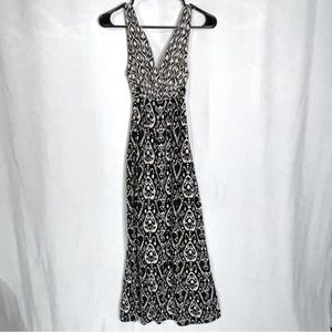 Mossimo V-Neck Maxi Dress in Black and White Pattern Women’s Size XS Summertime